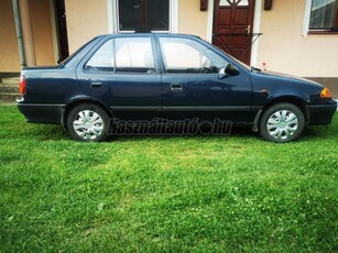 SUZUKI SWIFT Sedan 1.3 GL