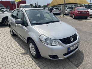 SUZUKI SX4 Sedan 1.6 GLX+