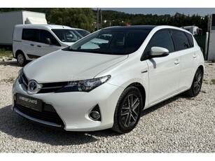 TOYOTA AURIS 1.8 HSD Lounge (Automata) Panorámatető. Navigáció