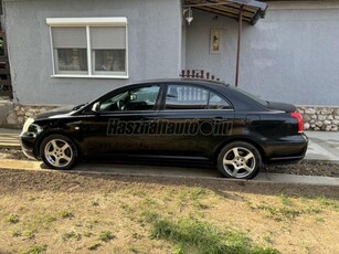 TOYOTA AVENSIS 1.8 Sol