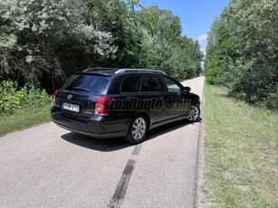 TOYOTA AVENSIS 1.8 Sol - Xenon - Dual Digit Klíma