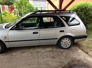 TOYOTA COROLLA 1.4 Linea Terra kombi