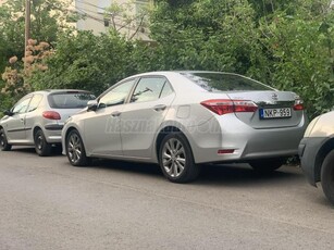 TOYOTA COROLLA Sedan 1.4 D-4D Active