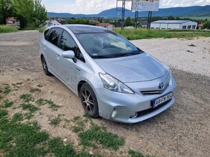 TOYOTA PRIUS+ 1.8 HSD Executive e-CVT