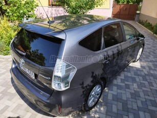 TOYOTA PRIUS+ 1.8 HSD Premium e-CVT