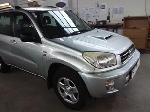 TOYOTA RAV 4 Rav4 2.0 D-4D 4x4