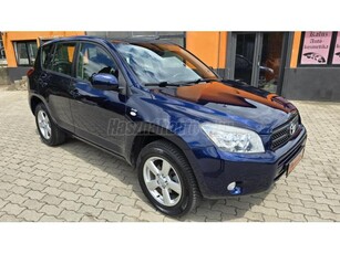 TOYOTA RAV 4 Rav4 2.2 D-4D 4x4 Sol Plus 163.885KM! KEY-LESS! DIGIT KLÍMA! ÁLLÓFŰTÉS! VONÓHOROG! FRISS SZERVÍZ!