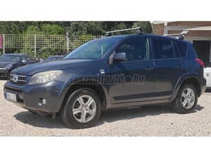 TOYOTA RAV 4 Rav4 2.2 D-4D X Leather Vonóhorog