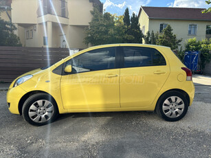 TOYOTA YARIS 1.0