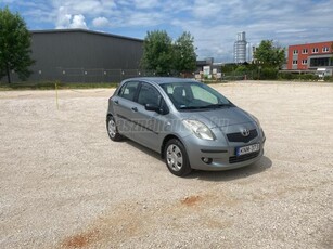 TOYOTA YARIS 1.0 Sol AC