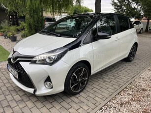 TOYOTA YARIS 1.3 Selection Smart White