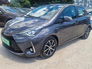 TOYOTA YARIS 1.5 VVT-i Hybrid Comfort e-CVT LAD. SÁVTARTÓ. TEMPOMAT. TOLATÓ KAMERA. DIGIT KLÍMA