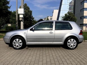 VOLKSWAGEN GOLF IV 1.6 Jubileum /magyarországi/kitűnő műszaki állapot/digitklíma/el. ablak és tükör/AUX-USB médi