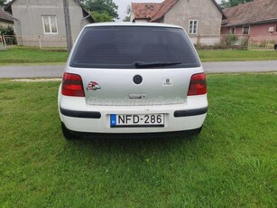 VOLKSWAGEN GOLF IV 1.8 Highline 4Motion