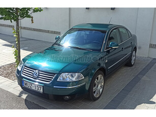 VOLKSWAGEN PASSAT V