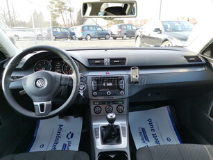 VOLKSWAGEN PASSAT VI 2.0 CR TDI Comfortline