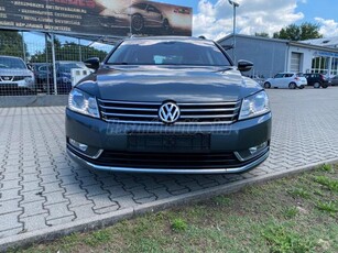 VOLKSWAGEN PASSAT VII Variant 2.0 CR TDI Comfortline BMT SZERVIZKÖNYV-XENON-PANORÁMA-NAVI-TEMPOMAT-ÜLÉSFŰTÉS