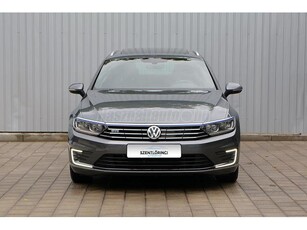 VOLKSWAGEN PASSAT VIII 1.4 TSI GTE Plug-In-Hybrid DSG Highline. panorámatető. led