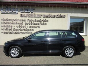 VOLKSWAGEN PASSAT VIII Variant 2.0 TDI BMT SCR Comfortline DSG7 Tempomat.Kamera. Navi !