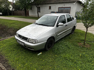 VOLKSWAGEN POLO III Classic 1.4 75 Comfortline