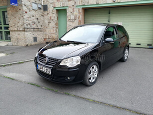 VOLKSWAGEN POLO IV 1.2 60 Trendline