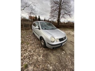 VOLKSWAGEN POLO IV 1.4 75 16V Comfortline