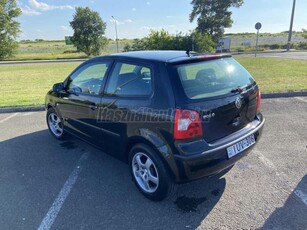 VOLKSWAGEN POLO IV 1.4 75 16V Comfortline