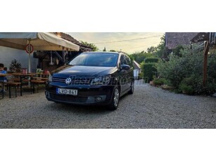 VOLKSWAGEN TOURAN 1.2 TSI Trendline BlueMotion [7 személy]