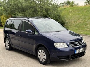 VOLKSWAGEN TOURAN 1.6 Trendline