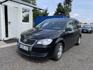 VOLKSWAGEN TOURAN 1.6 Trendline Family 7 ÜLÉS ! DIGIT KLÍMA-VONÓHOROG -TOLATÓRADAR