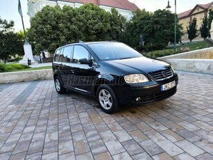 VOLKSWAGEN TOURAN 1.9 PD TDi Trendline 7 személyes. Magánszemélytől