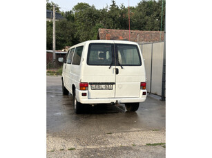 VOLKSWAGEN TRANSPORTER T4 2.4 70H 1F2 O 8személyes Long