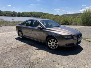 VOLVO S80 2.4 D [D5] Momentum Geartronic