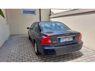 VOLVO S80 2.5 T Kinetic