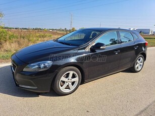 VOLVO V40 2.0 D [D2] Kinetic