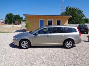 VOLVO V70 2.0 D [D4] Dynamic Edition Kinetic Geartronic 181LE ÜLÉSFŰTÉS NAVI TEMPOMAT