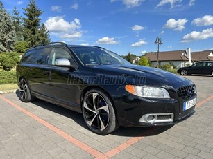 VOLVO V70 2.5 T Summum