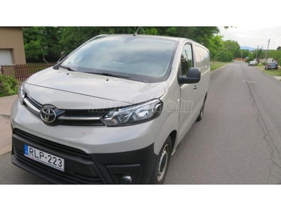 TOYOTA PROACE 2.0 D-4D Panel Van Comfort Smart Cargo L2H1 v