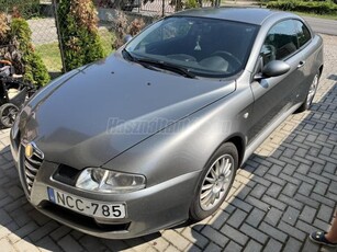 ALFA ROMEO GT 1.9 JTD 16V Distinctive