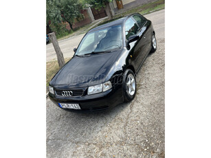 AUDI A3 1.6 Ambiente