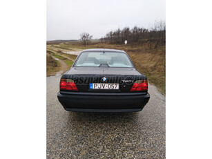 BMW 740 4.4 32V