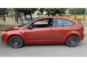 FORD FOCUS 1.4 Ambiente