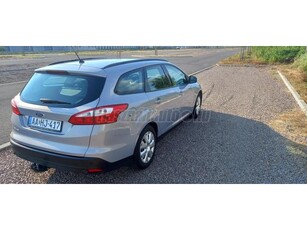 FORD FOCUS 1.6 Ti-VCT Champions