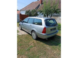 FORD FOCUS 2.0 Ghia