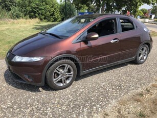 HONDA CIVIC 1.4 Comfort Friss műszaki és szerviz