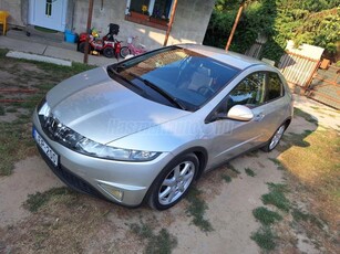 HONDA CIVIC 1.8 Executive