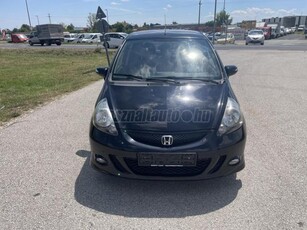 HONDA JAZZ 1.4 ES Sport My. 2005 / 4x-el.ablak / digitklíma / multikormány!