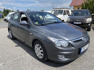 HYUNDAI I30 1.4 DOHC Comfort 2 tulaj.kevés km.klíma.navi