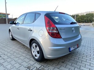 HYUNDAI I30 1.4 DOHC Comfort Klíma!Multikormány!10Légzsák