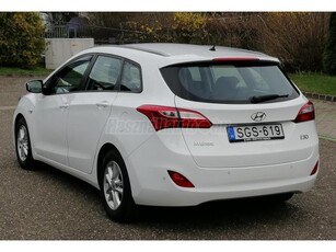 HYUNDAI I30 CW 1.6 GDi Comfort 120 E km!/Radar/Tempomat/Vezetett szervizkönyv!/Friss műszaki!FOGLALÓZVA!